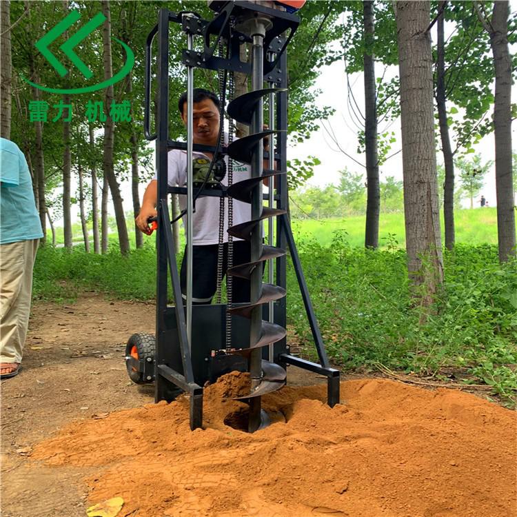 植樹挖坑機打洞很給力 植樹挖坑機打洞很給力
